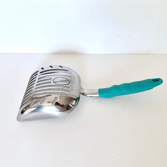 DuraScoop Metal Cat Litter Scoop with Teal Handle - Picture 4 of 10